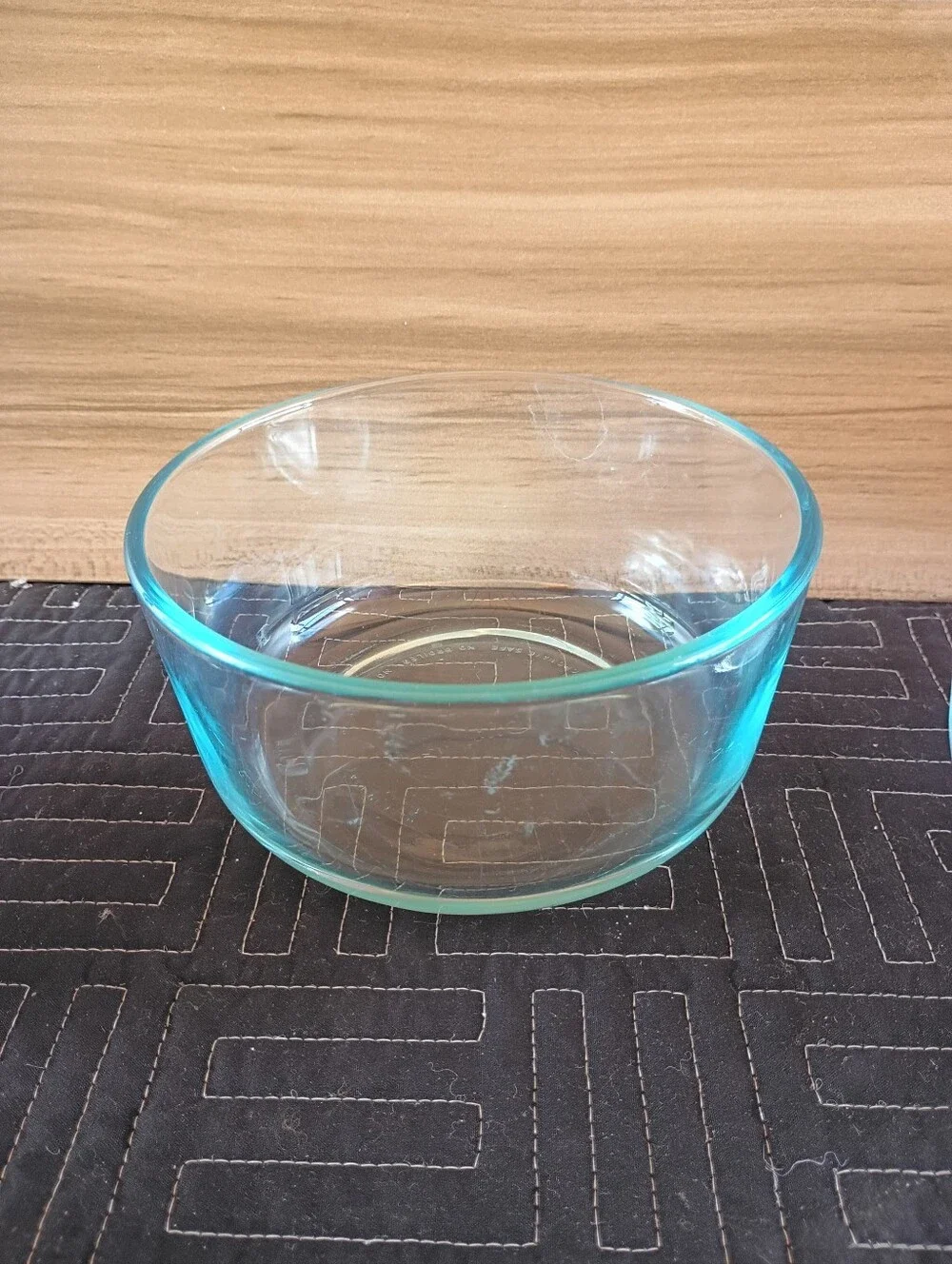 Pyrex Glass Food Storage Containers with Lids Set of 5
